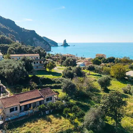 Olga - 5 Minutes Away From The Agios Gordios (Corfu)