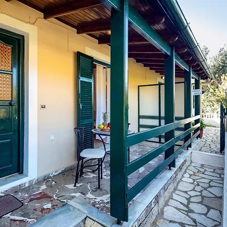 Olga - 5 Minutes Away From The Agios Gordios (Corfu)
