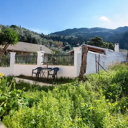 Olga - 5 Minutes Away From The * Agios Gordios (Corfu)