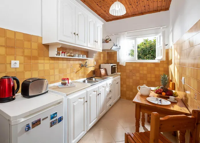 Olga - 5 Minutes Away From The Apartament *